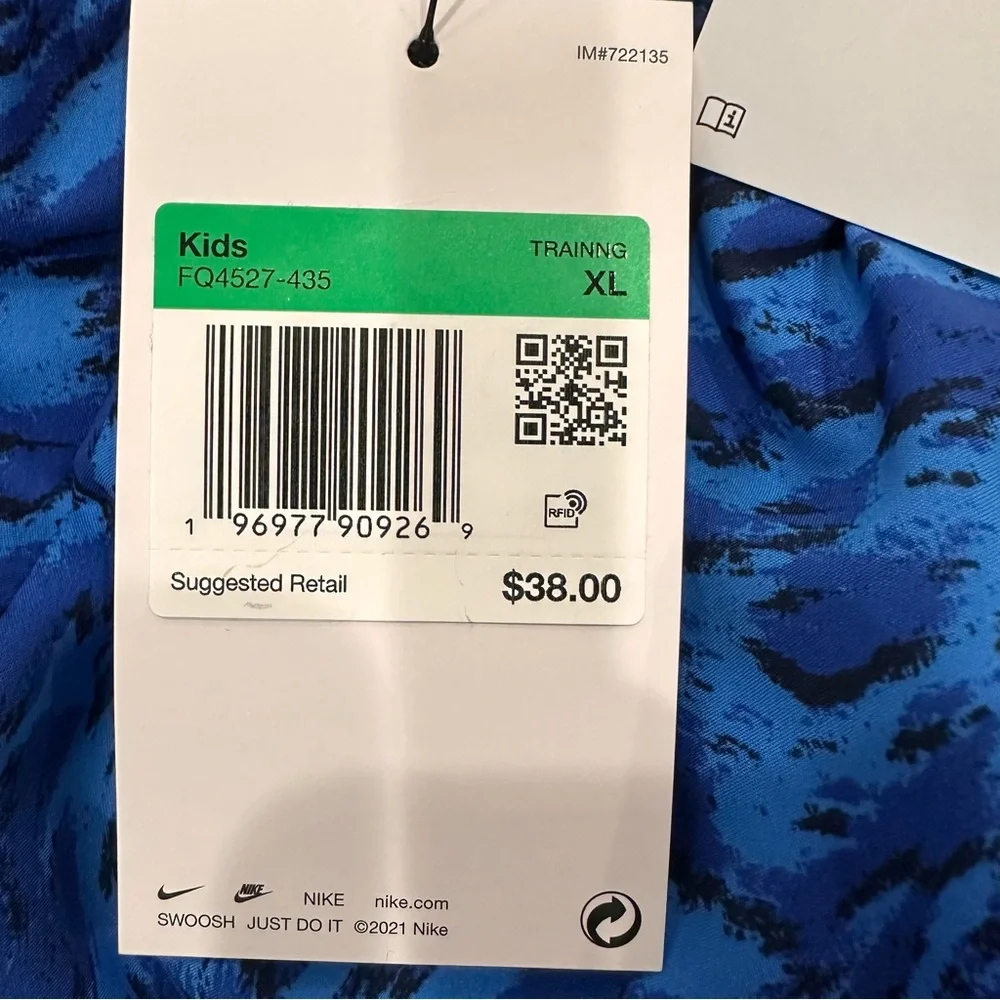 Nike Girl’s Blue Patterned Shorts